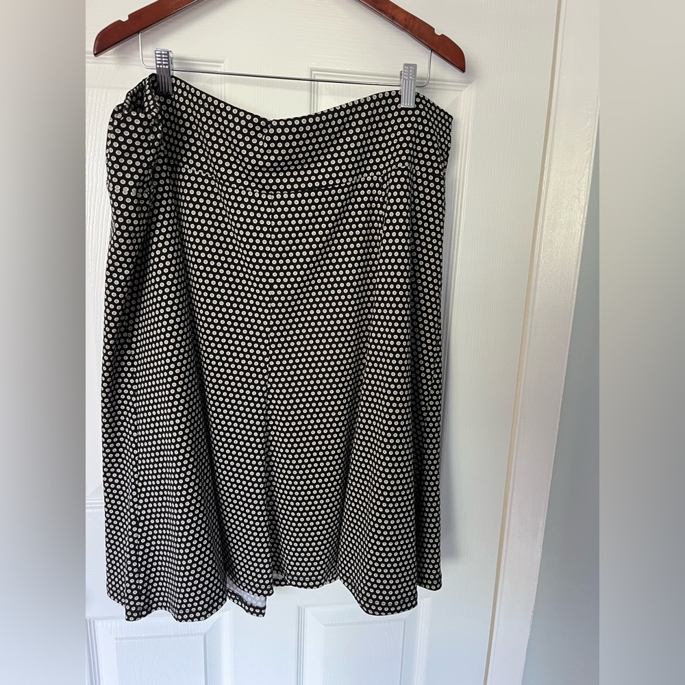 Dress Barn gored skirt